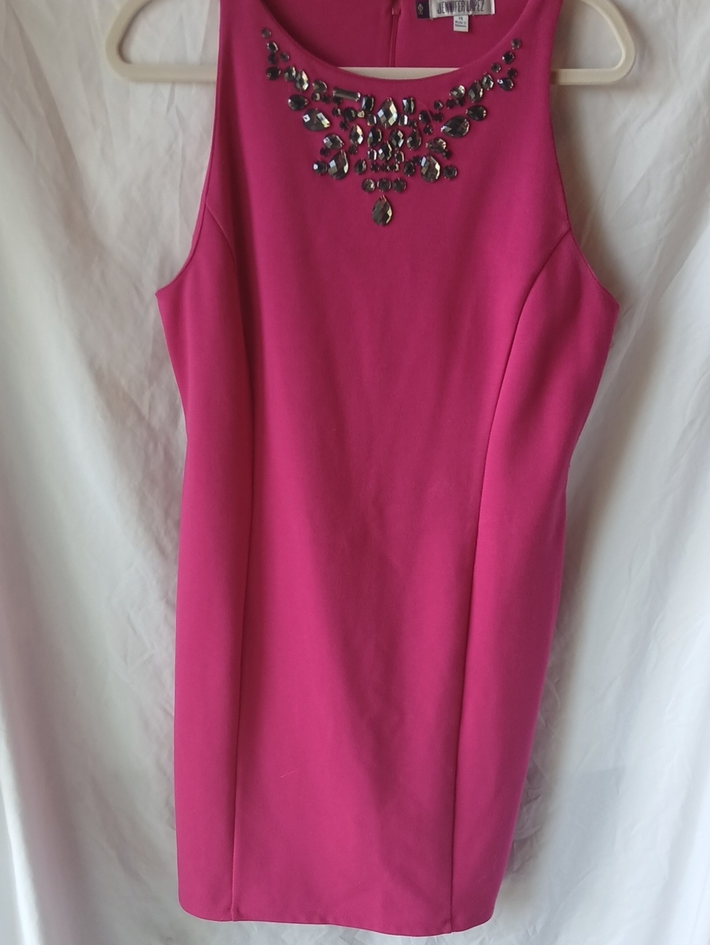 Jennifer Lopez Fuchsia Sleeveless Jewel-Neck Sheath Dress